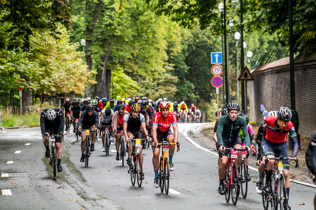 A cycling race BXL TOUR